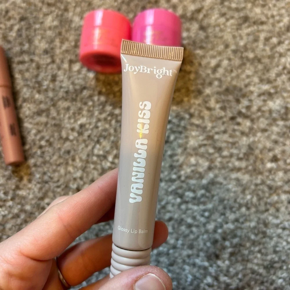 Lip bundle- gloss, stick,